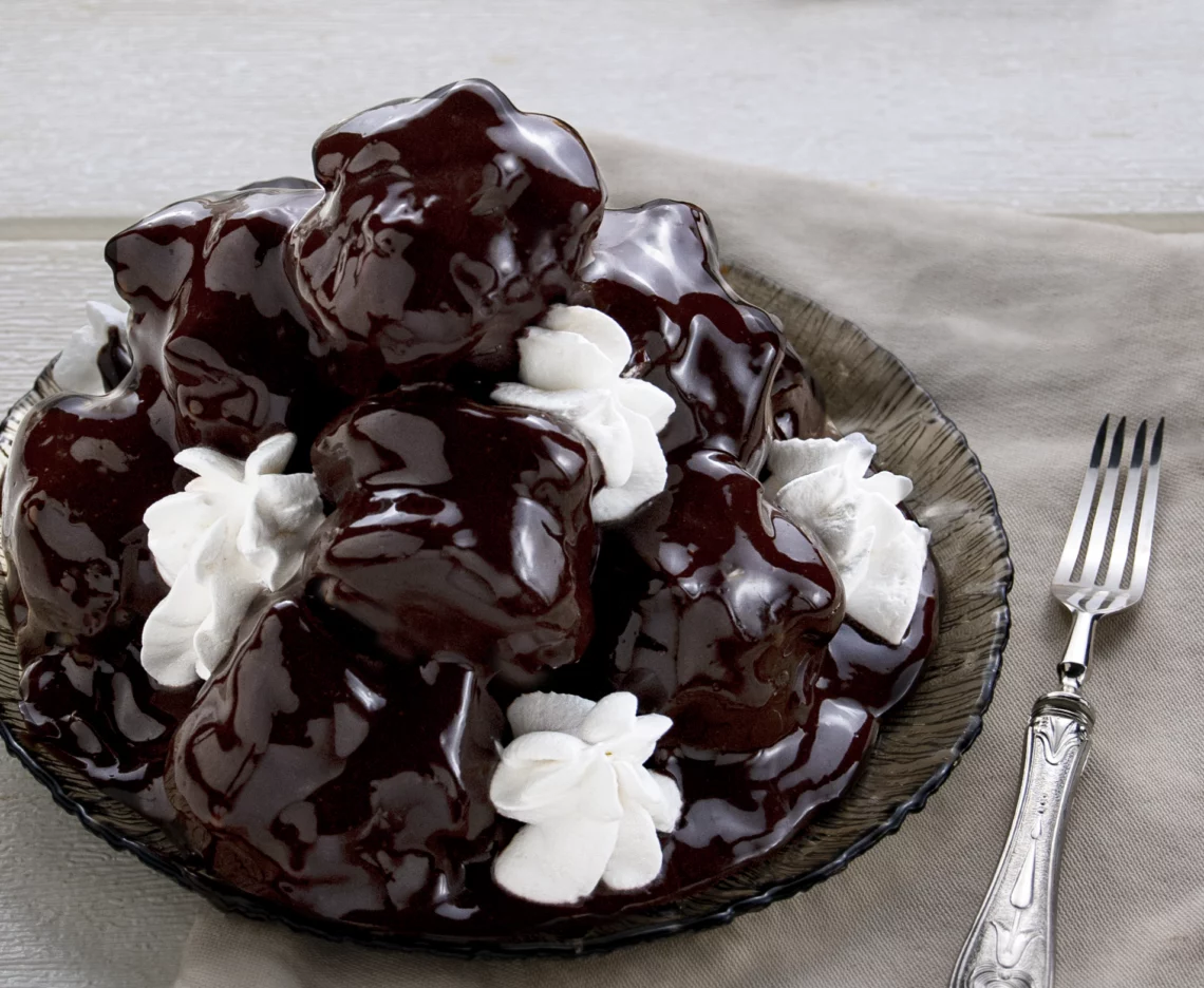 Profiteroles al cioccolato